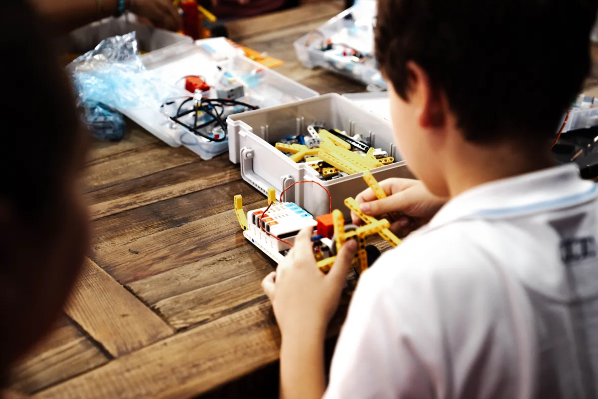 Robotics and Advanced Robotics at Colegio Internacional Torrequebrada